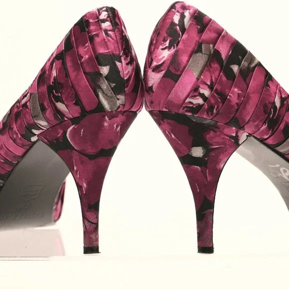 White House Black Market Open Toe Closed Heel Size 7.5 Heels - Picture 1 of 5